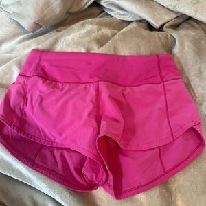 Lululemon sonic pink speed up shorts 2.5” size 2